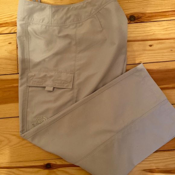 North Face Chinos - Picture 4 of 10